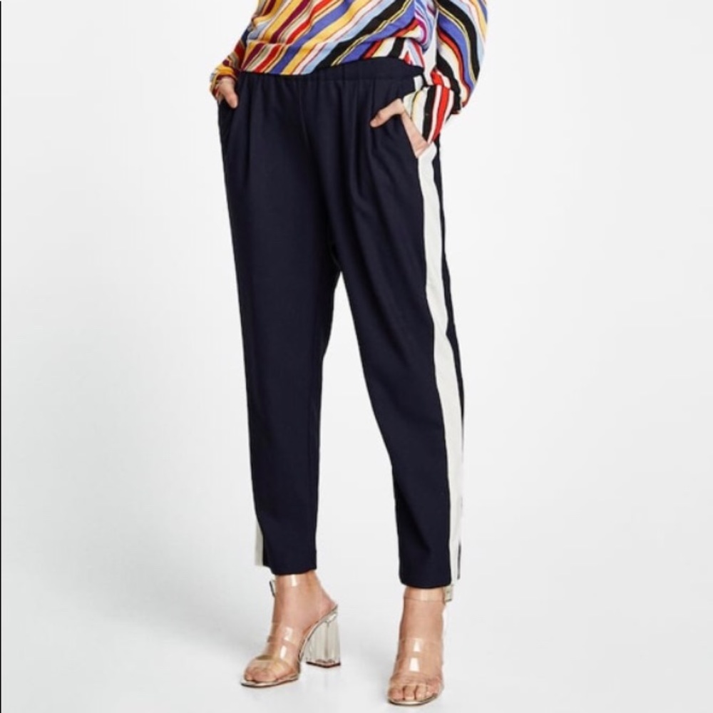 Zara Jogging Pants with side Stripe